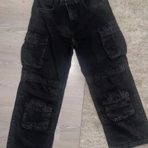 Bershka cargo farmerice, wide leg