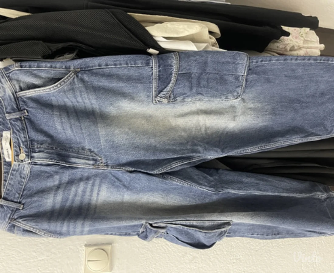 Bershka cargo farmerice