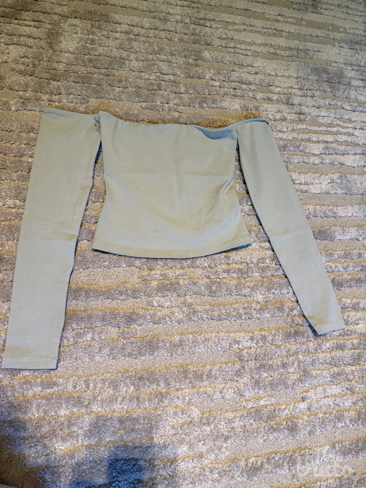 Pull and Bear top