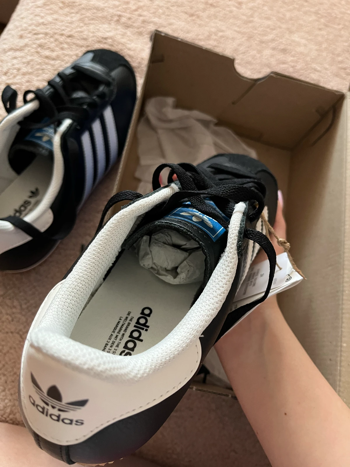 NOVE adidas patike