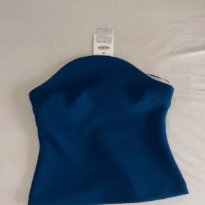 Zara Novi Strukirani Top