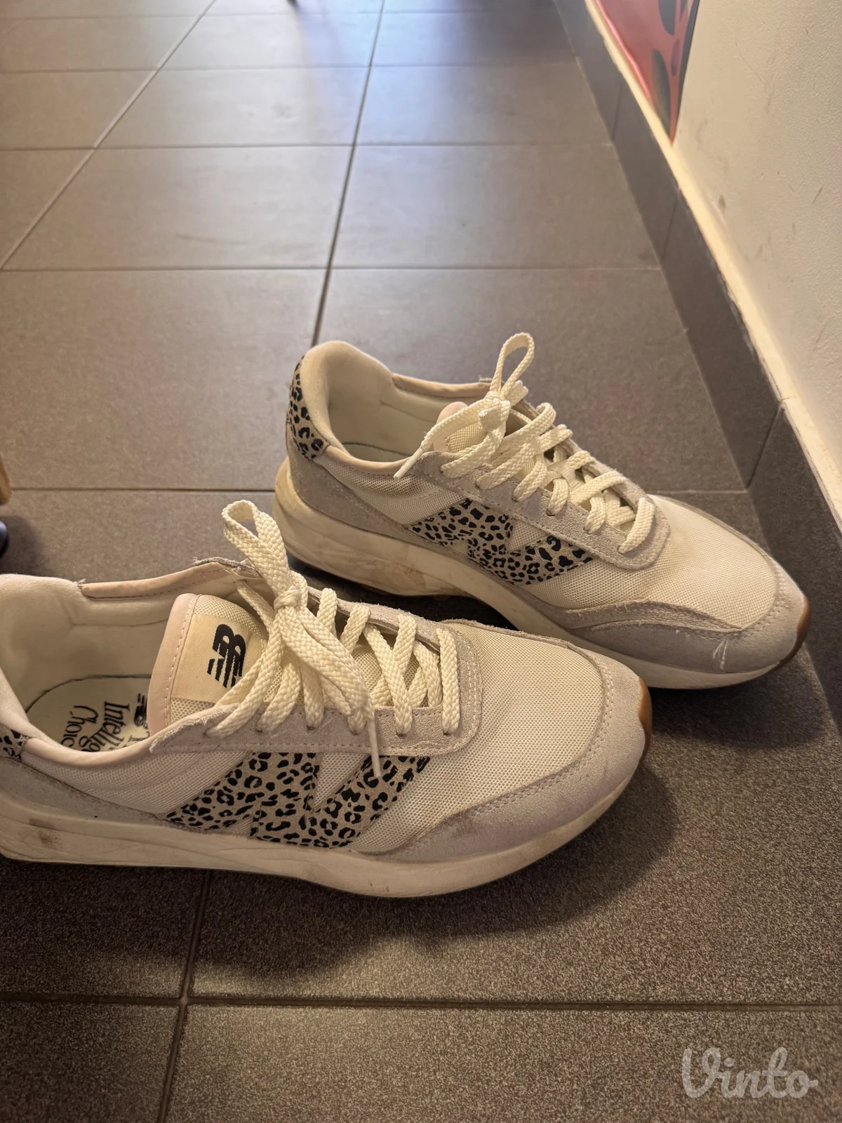 New balance patike