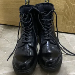 Dr Martens čizme