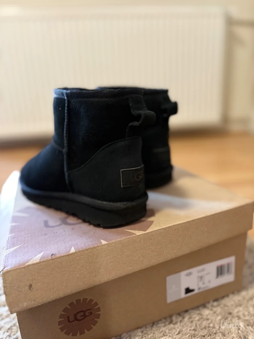 Ugg cizme