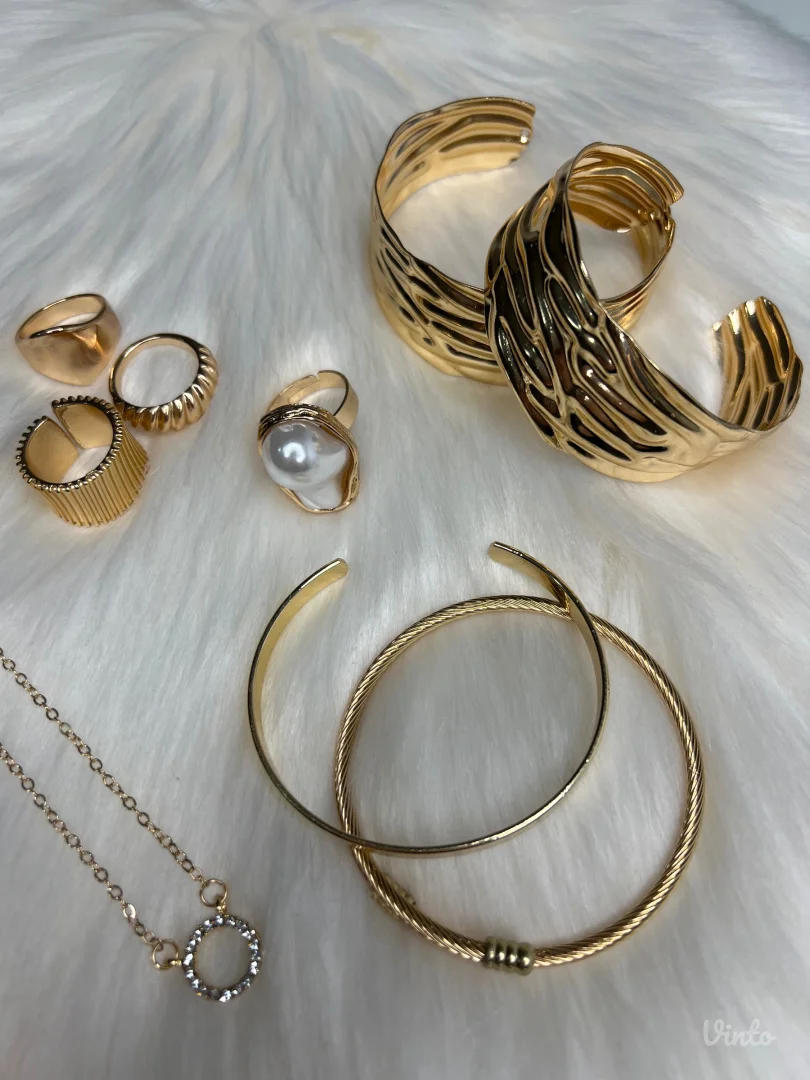 Set nakita od nerdjajuceg celika