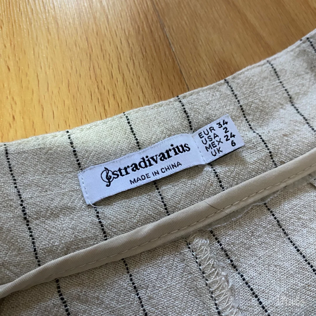 Stradivarius lanene-  NOVO 34