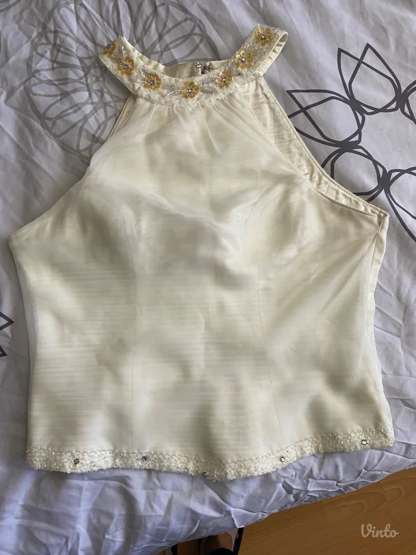 Korset sa cirkonima boje šampanjca