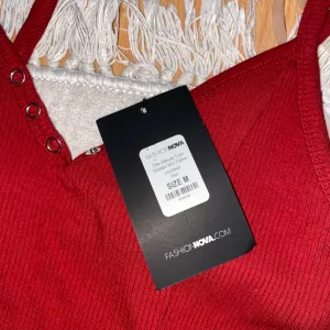 Fashionnova - NOVO sa etiketom