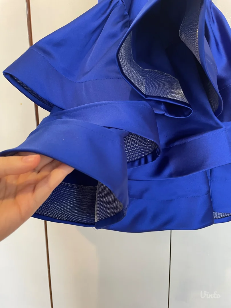 Kraljevsko plava haljina