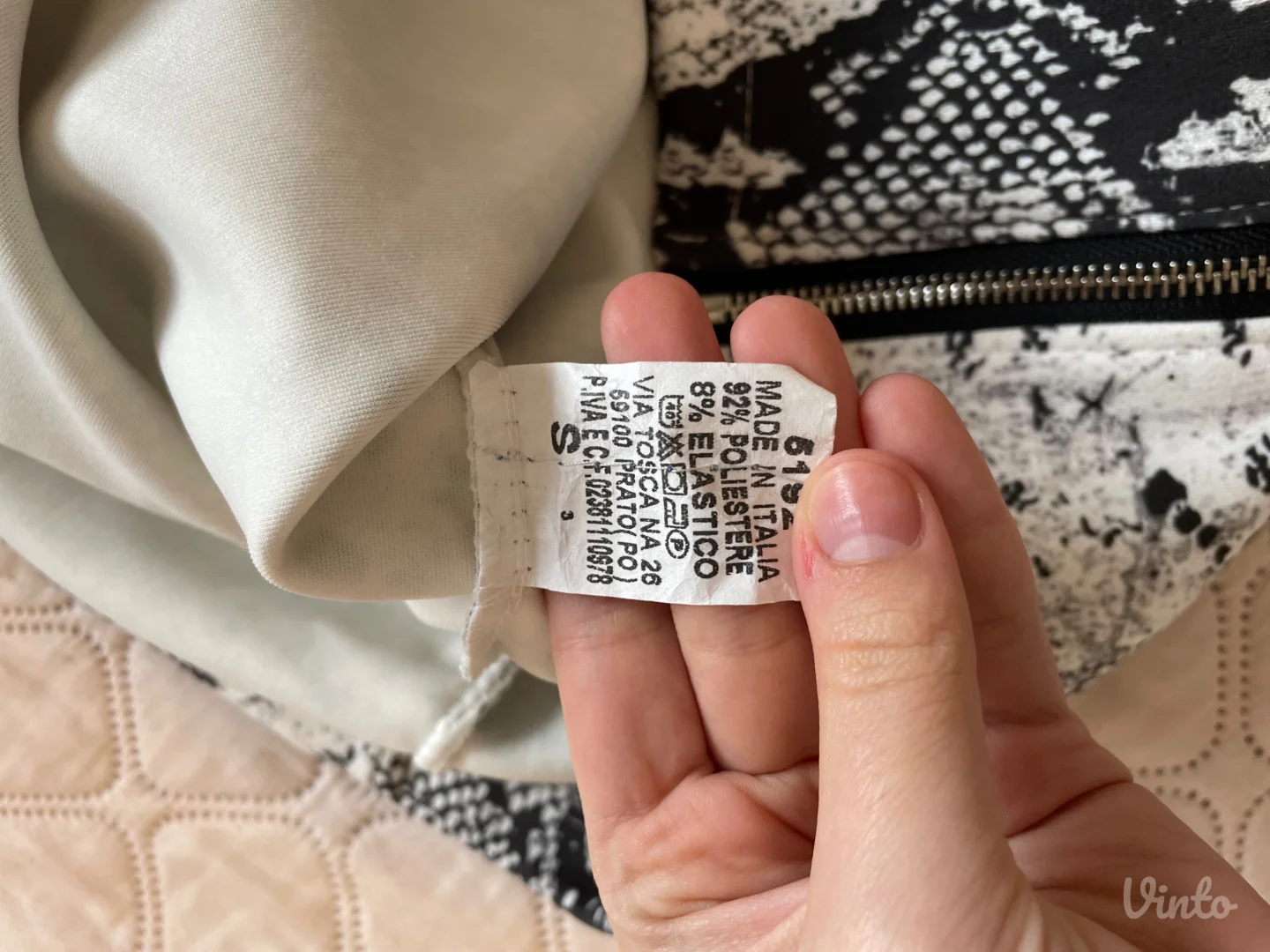 New Collection-uska suknja