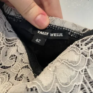 Tally Weijl-haljinica