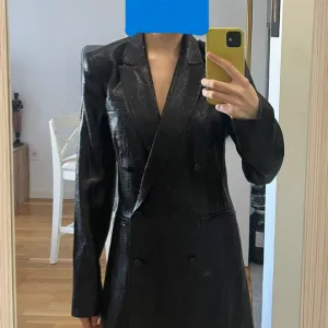 Elegantna sako-haljina