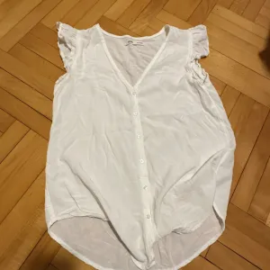 Sinsay bluza na kratke rukave