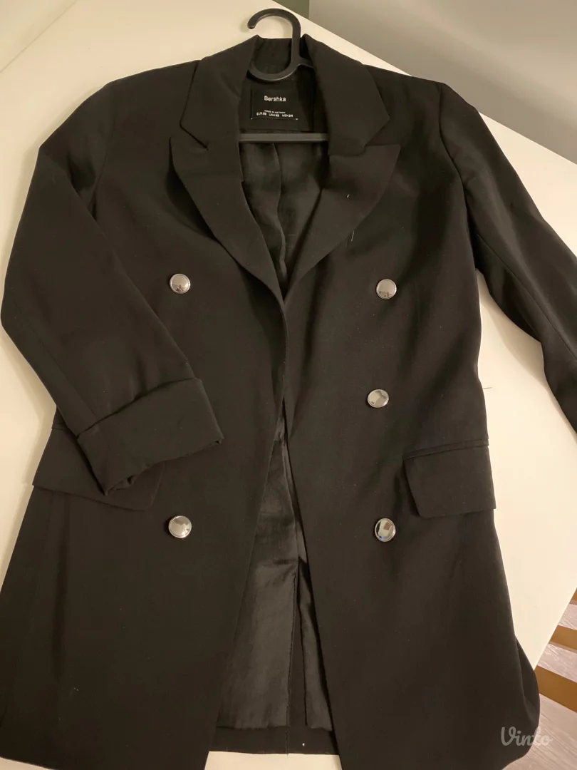 Bershka sako NOVI