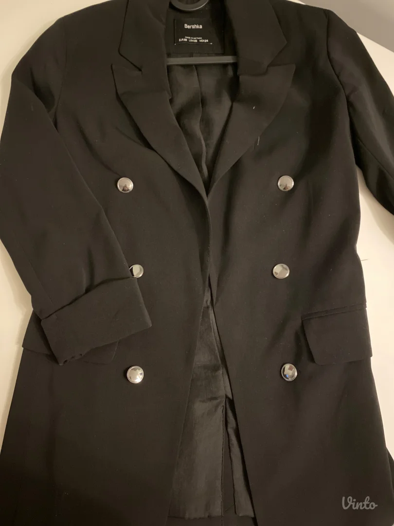Bershka sako NOVI