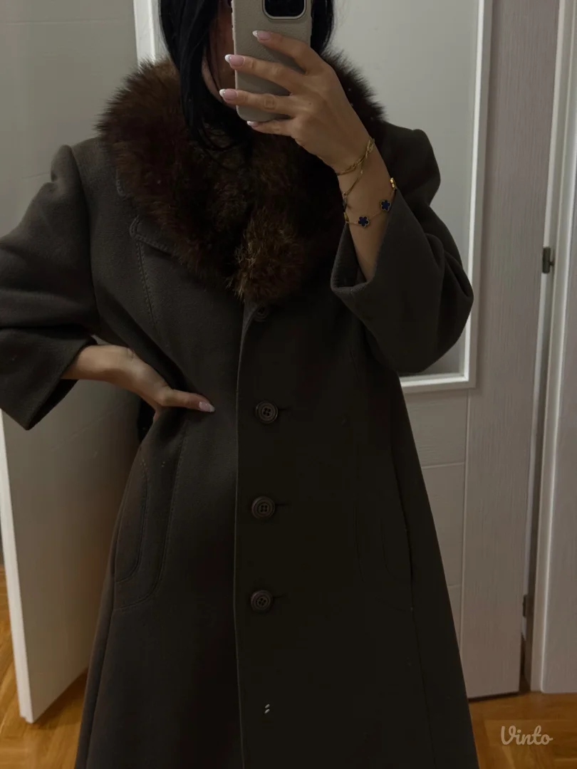 Kaput vuna sa prirodnim krznom