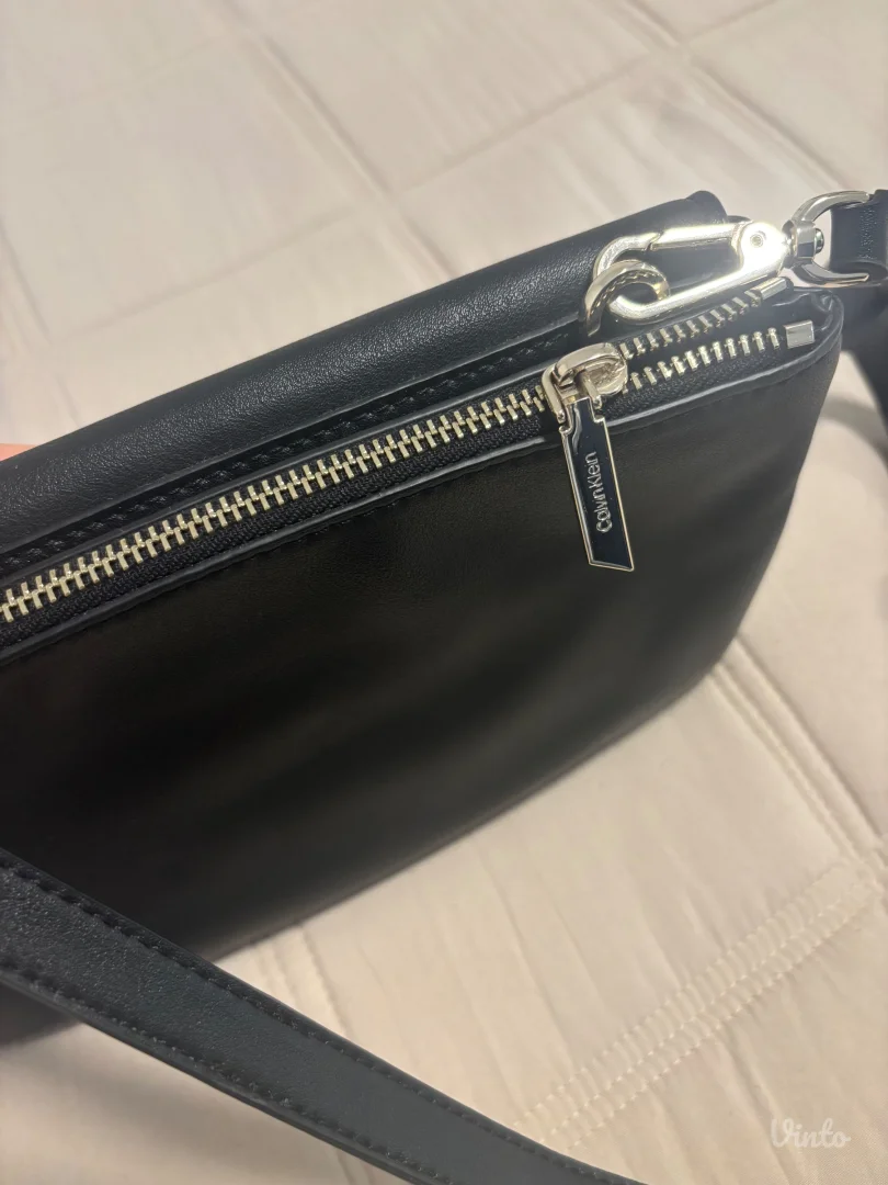 Zenska Kelvin Clain torba