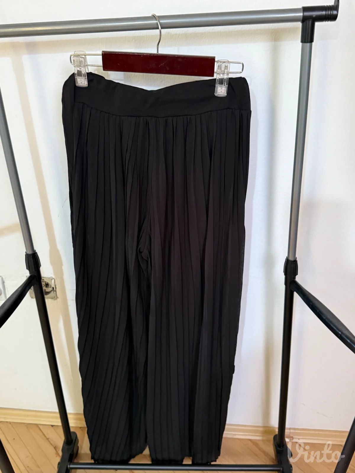 NOVO Letnje Pantalone