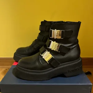 Tommy ženske čizmice 37