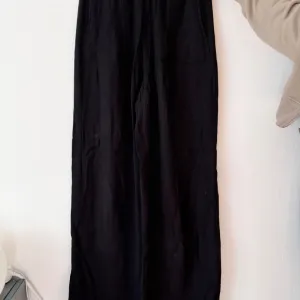 Letnje pantalone od viskoze