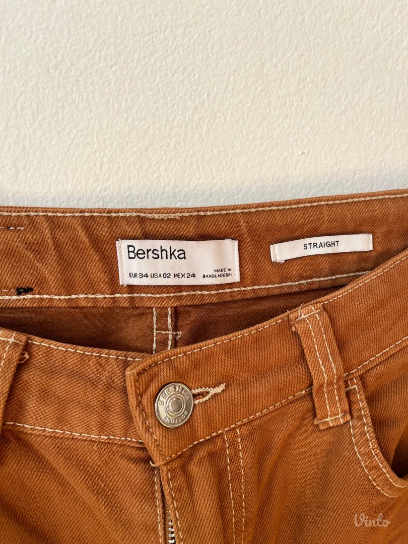 Bershka braon pantalone/farmerice