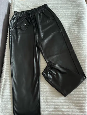 Kozne pantalone