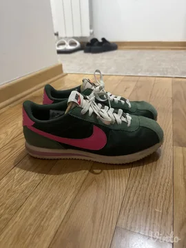 Nike Crotez