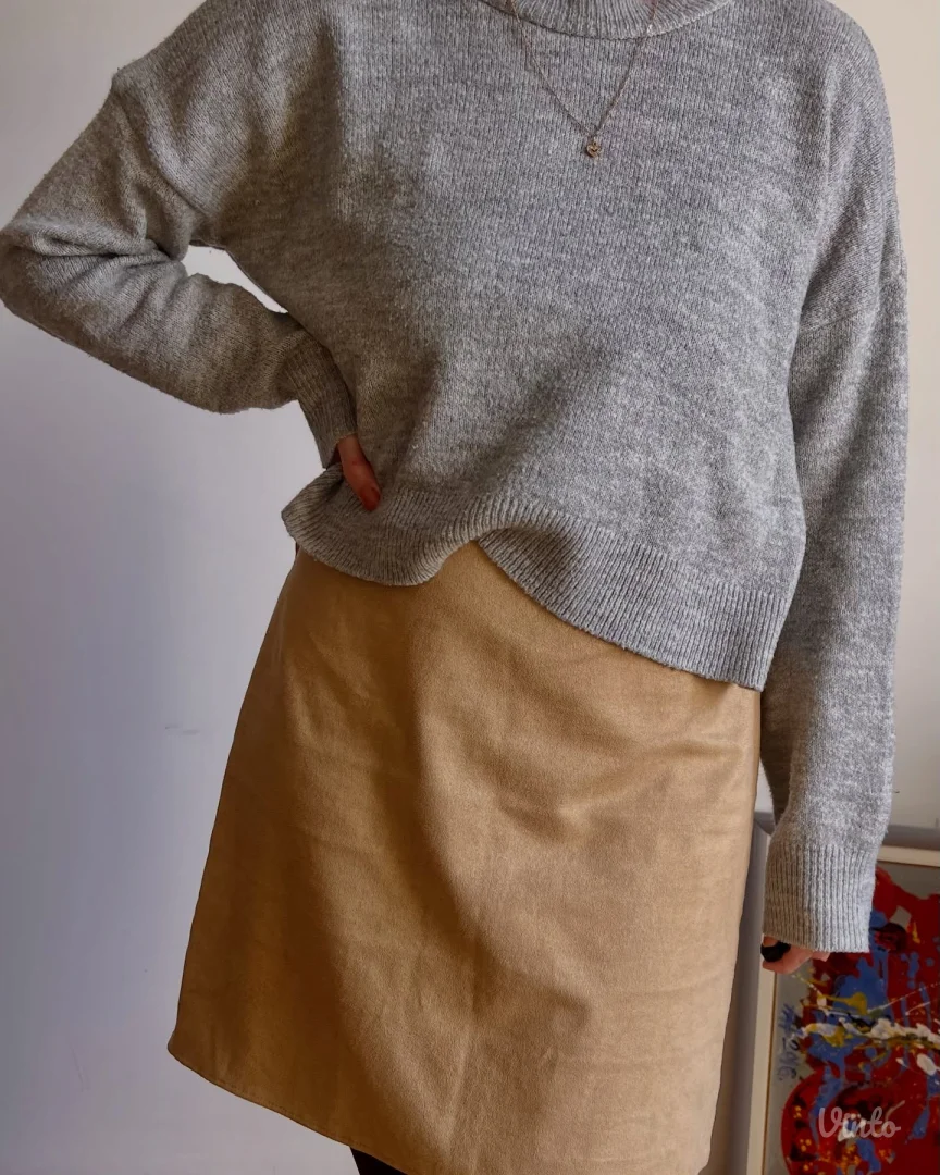 Vintage mini suknja iz ranih 2000-ih