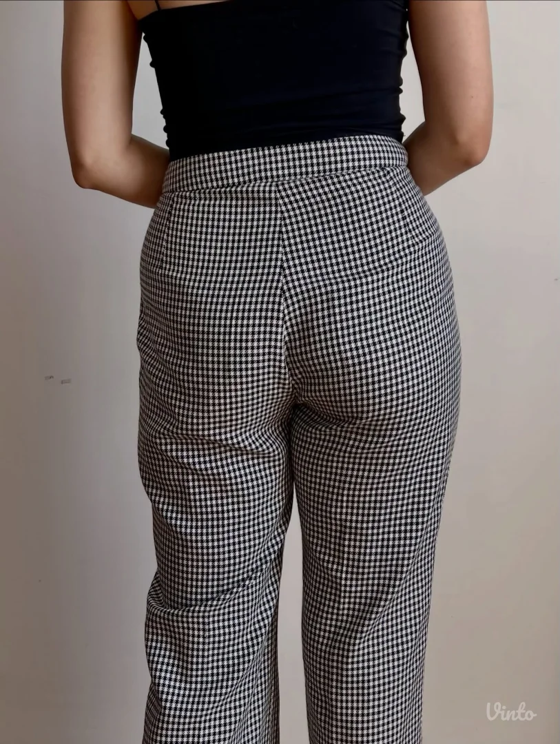 Pantalone s printom houndstooth
