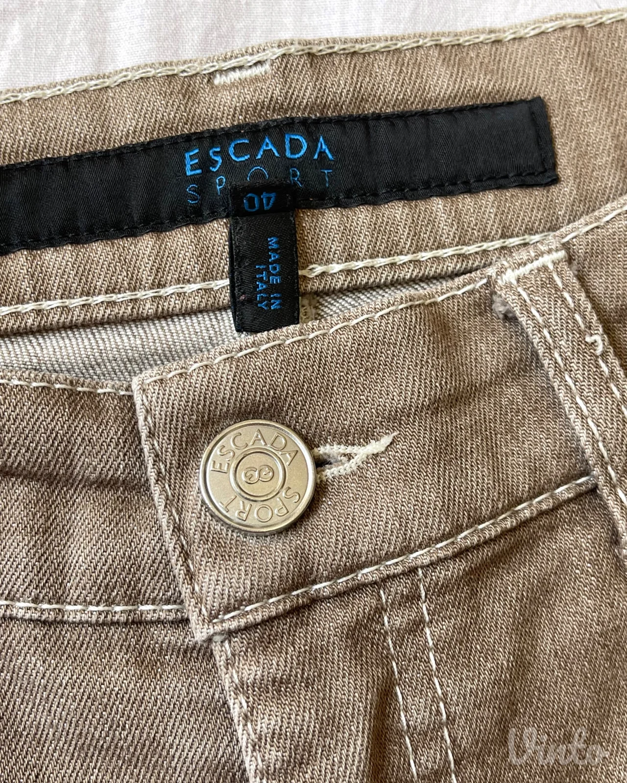 Farmerke premijum brenda Escada Sport iz 2000-ih (Y2K)
