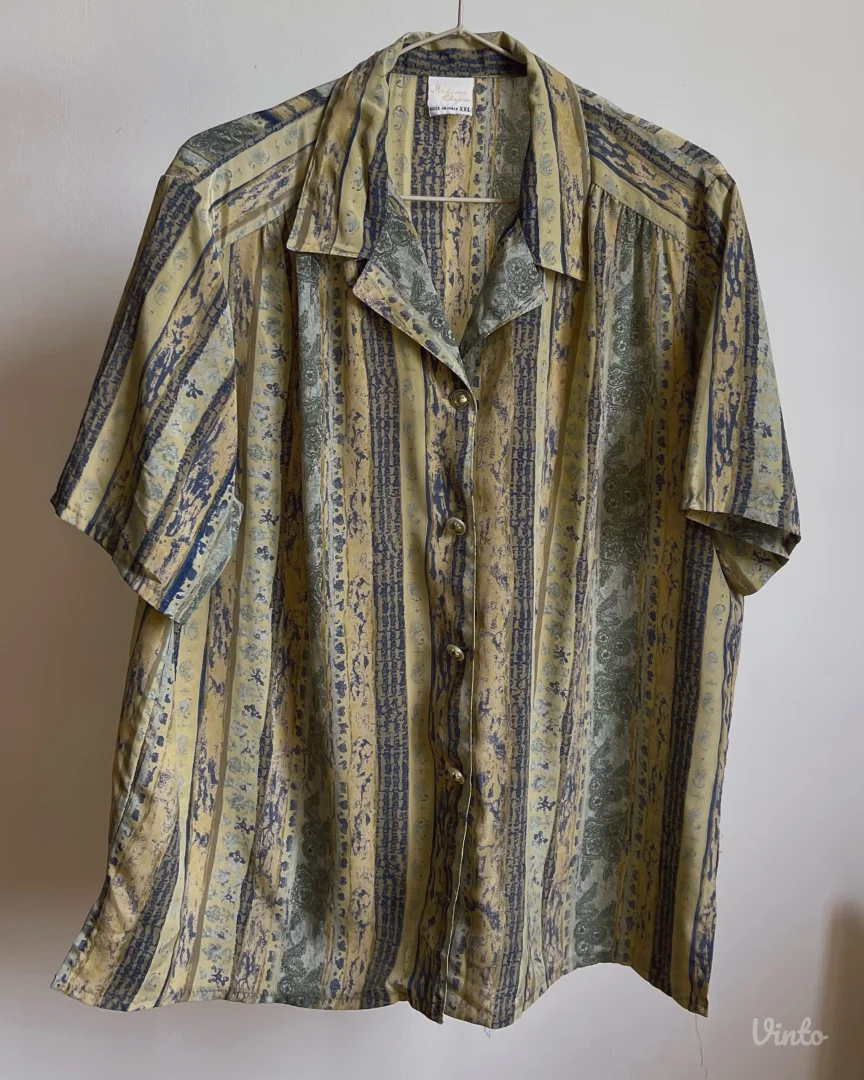 Elegantna vintage bluza italijanske proizvodnje iz perioda 80-ih i 90-ih godina