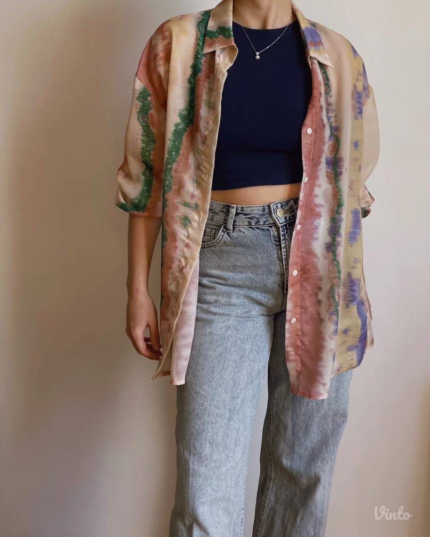 Lagana letnja košulja od veoma tanke, gotovo bestežinske tkanine