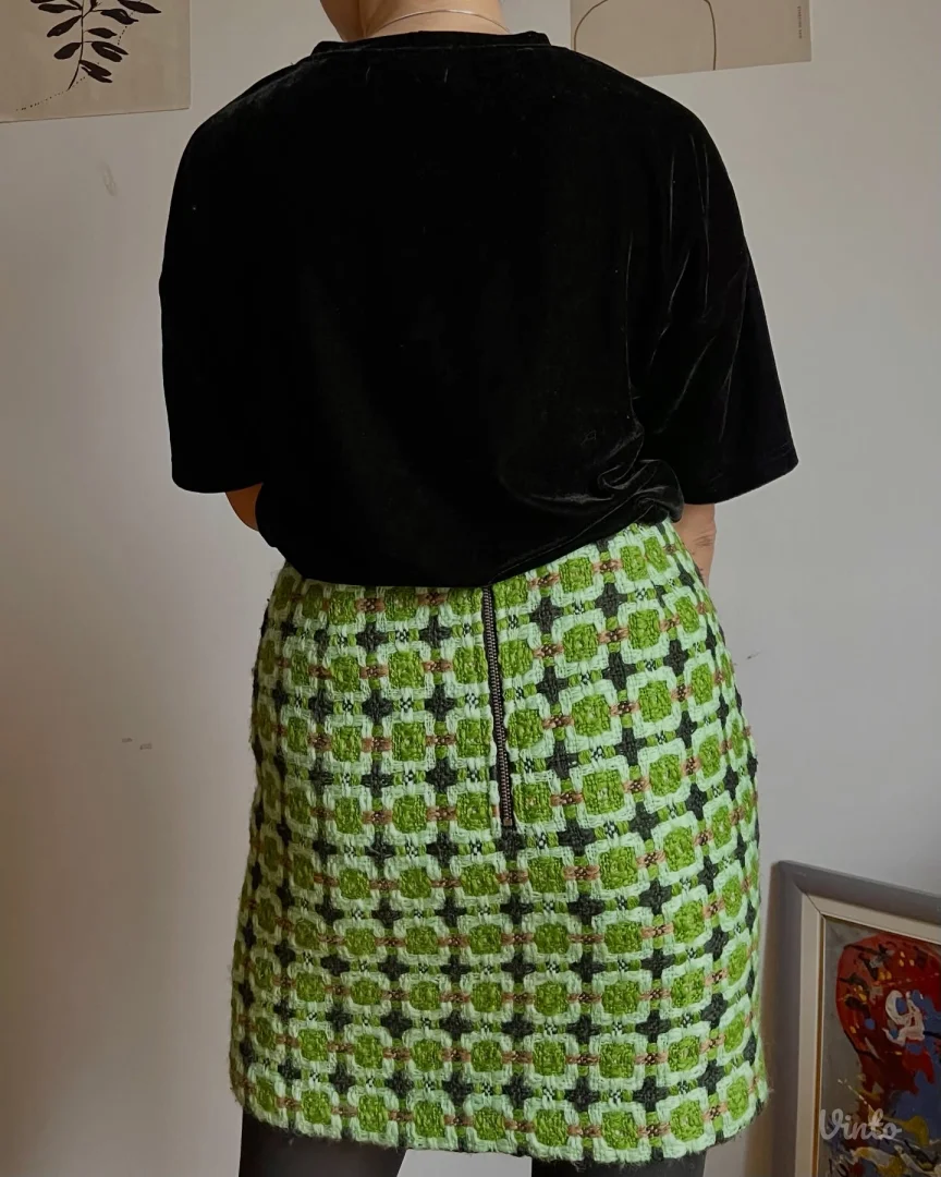 Vintage francuska suknja iz 90-ih i 2000-ih