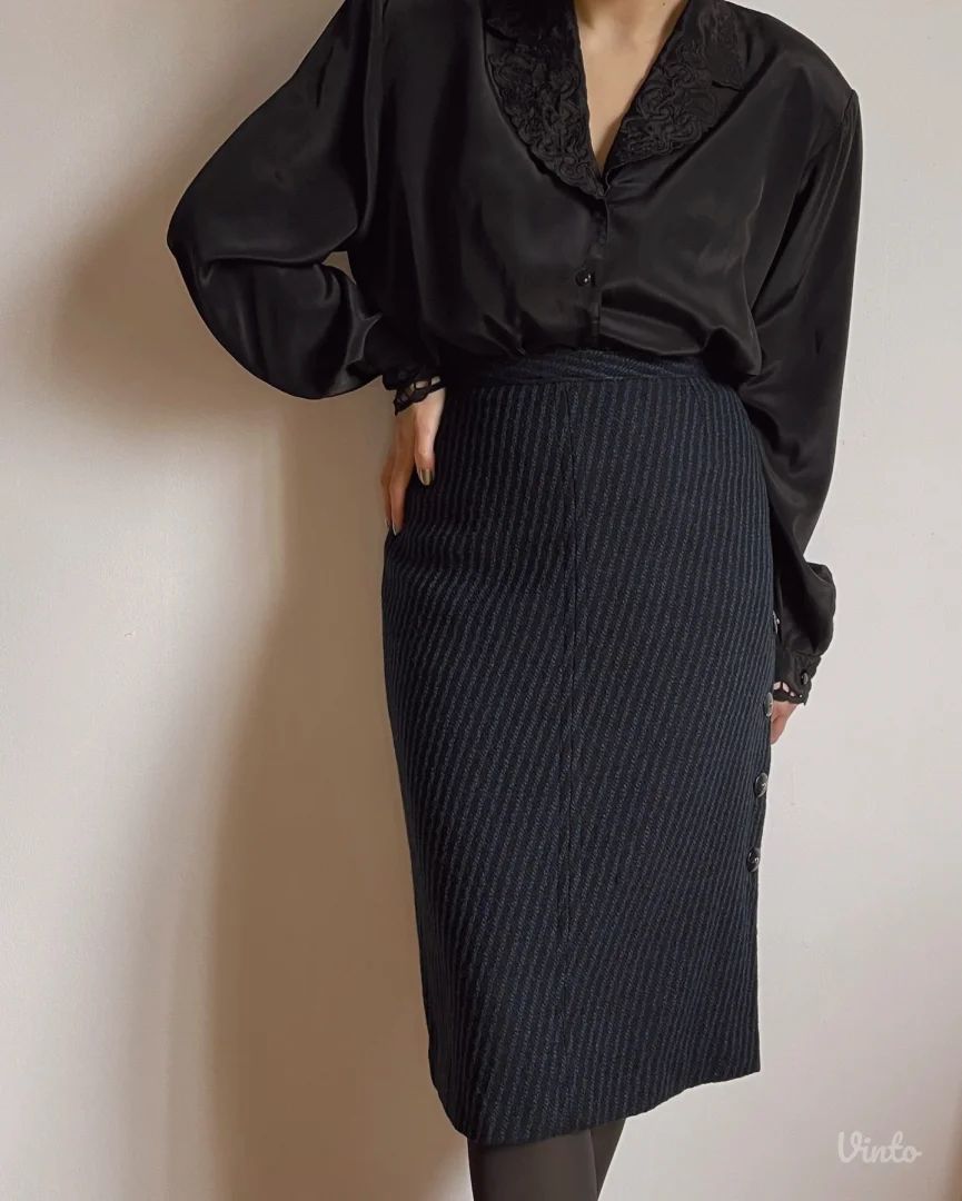 Vintage midi suknja od guste vunene tkanine