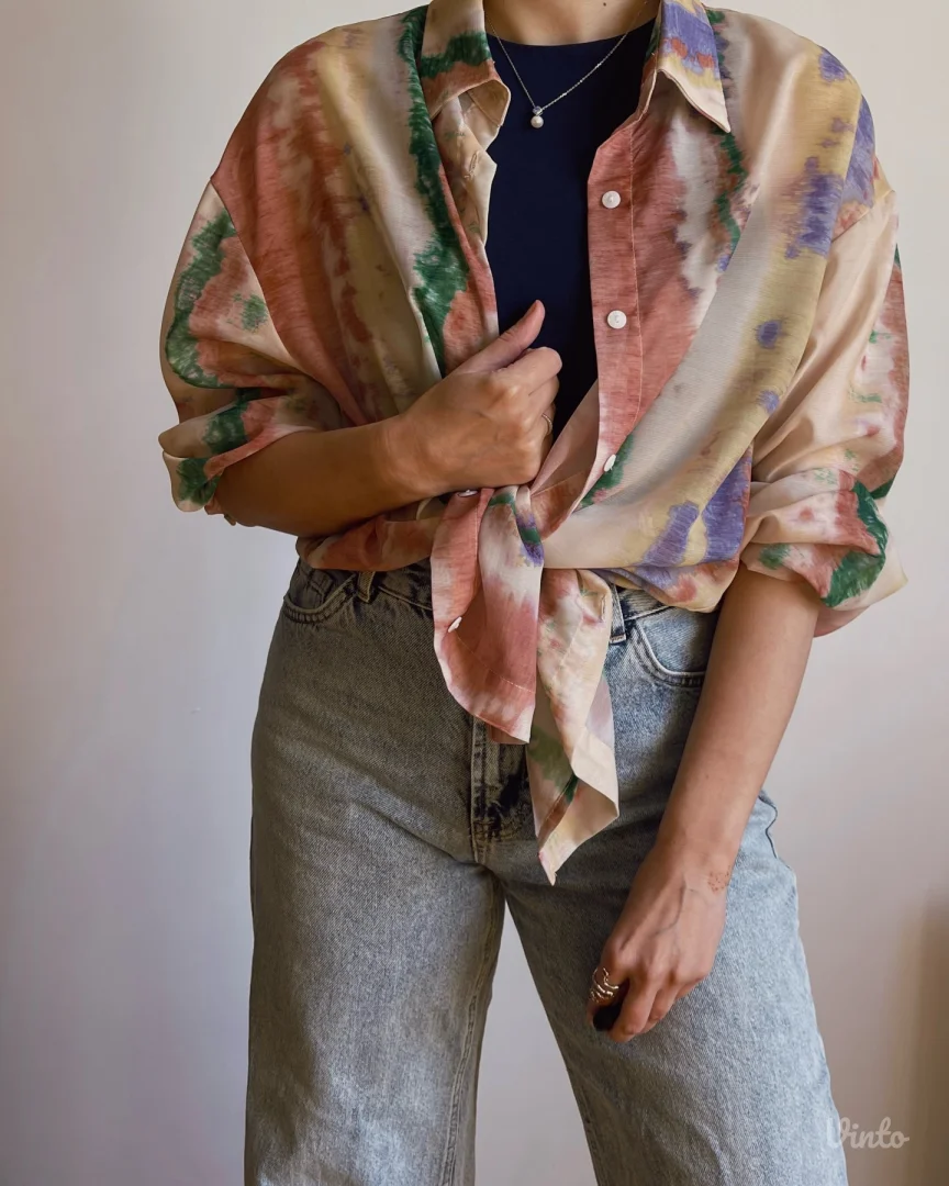 Lagana letnja košulja od veoma tanke, gotovo bestežinske tkanine