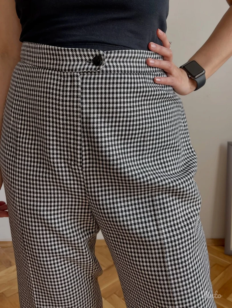 Pantalone s printom houndstooth