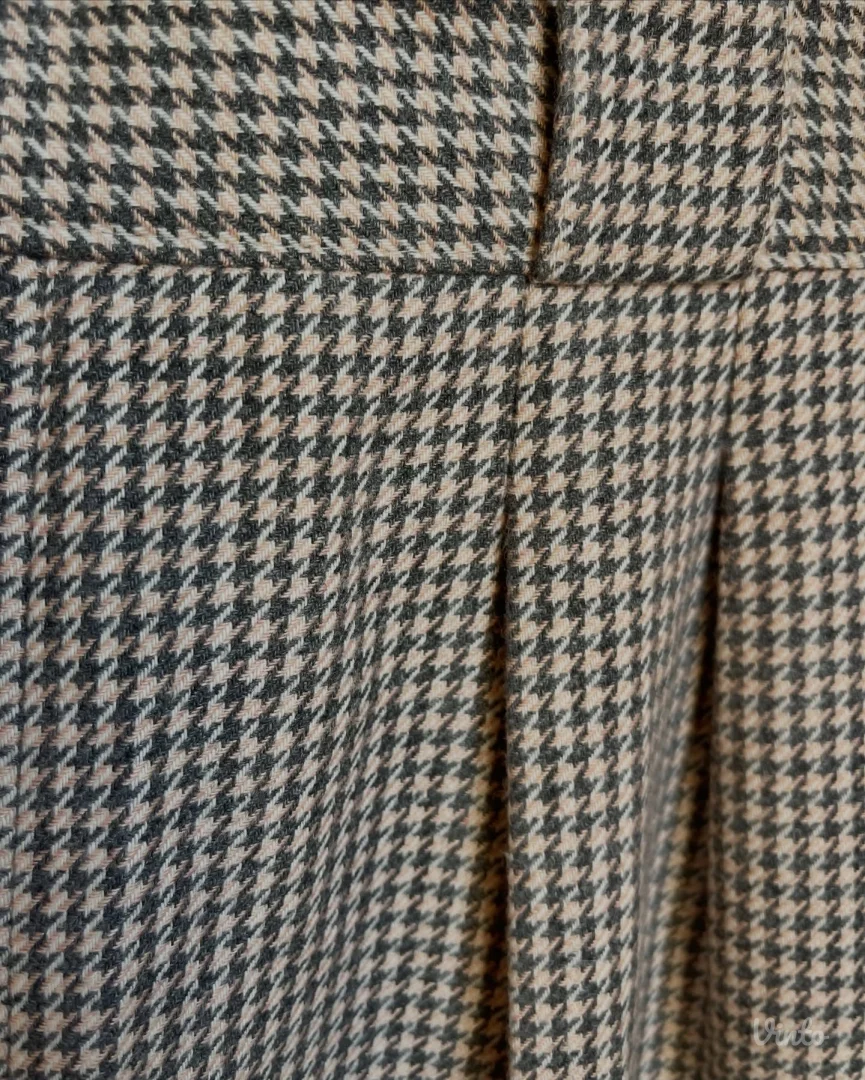 Vintage pantalone iz Zapadne Nemačke 70–80-ih