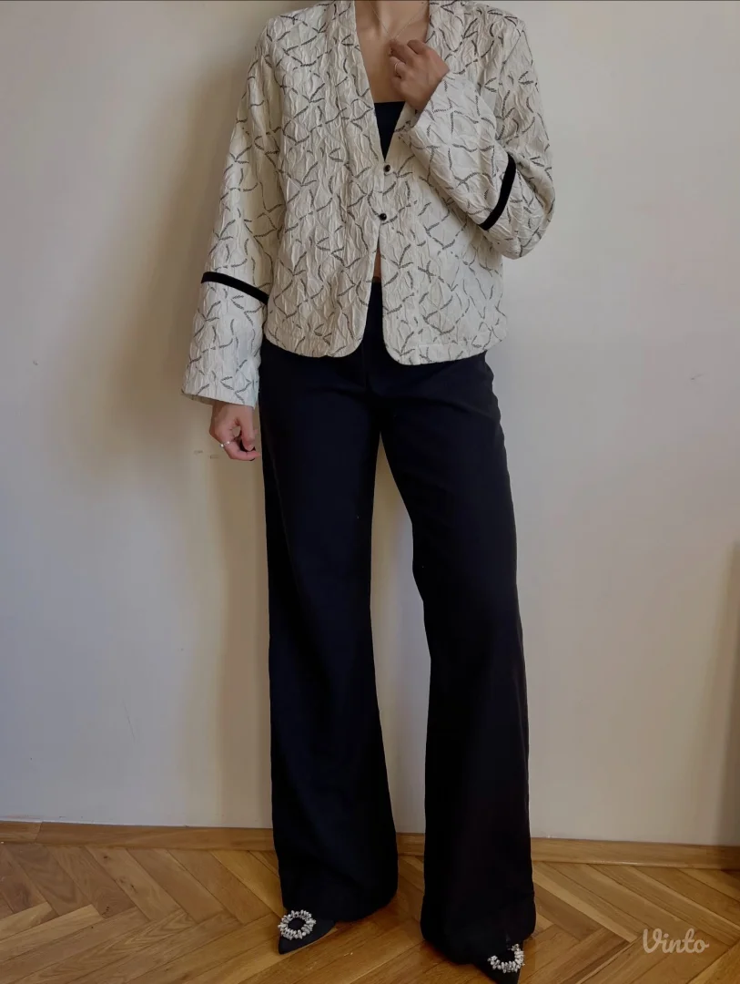 Lagani crno-beli y2k sako