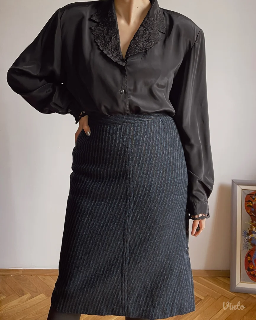 Vintage midi suknja od guste vunene tkanine