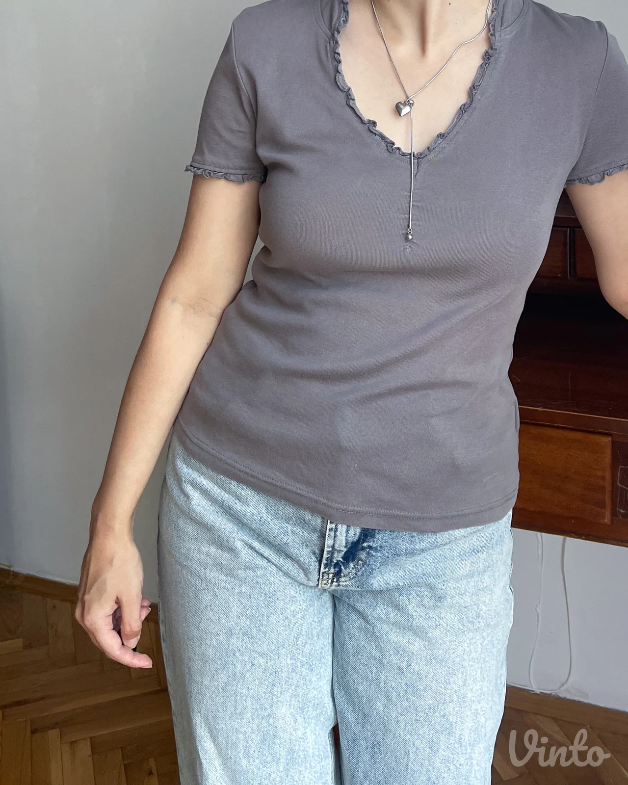 Pamučni Y2K top sa volanima od nemačkog brenda Chillytime
