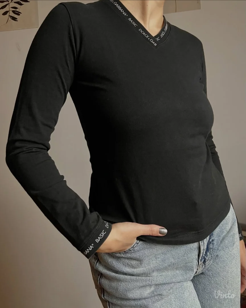 Crni vintage longsleev Dolce & Gabbana Basic iz 90-00-ih