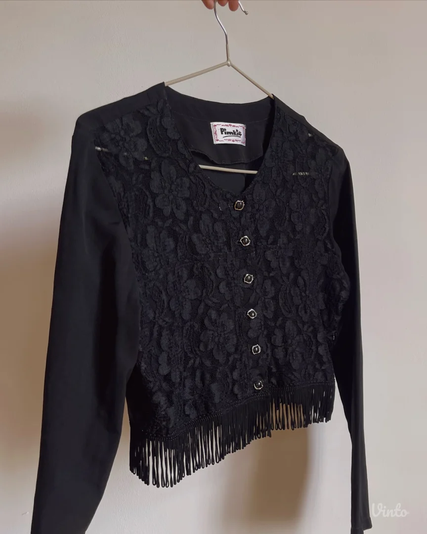 Skraćena čipkana bluza Pimkie iz 90–00-ih