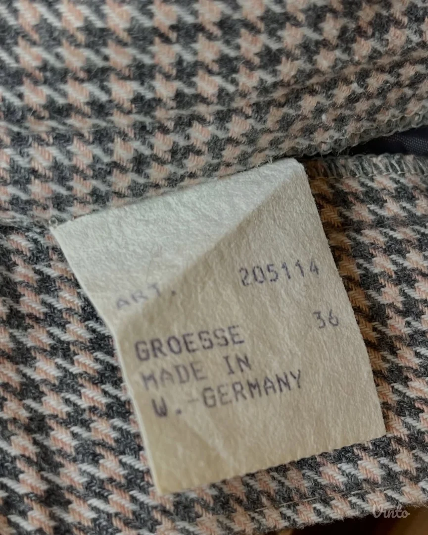 Vintage pantalone iz Zapadne Nemačke 70–80-ih