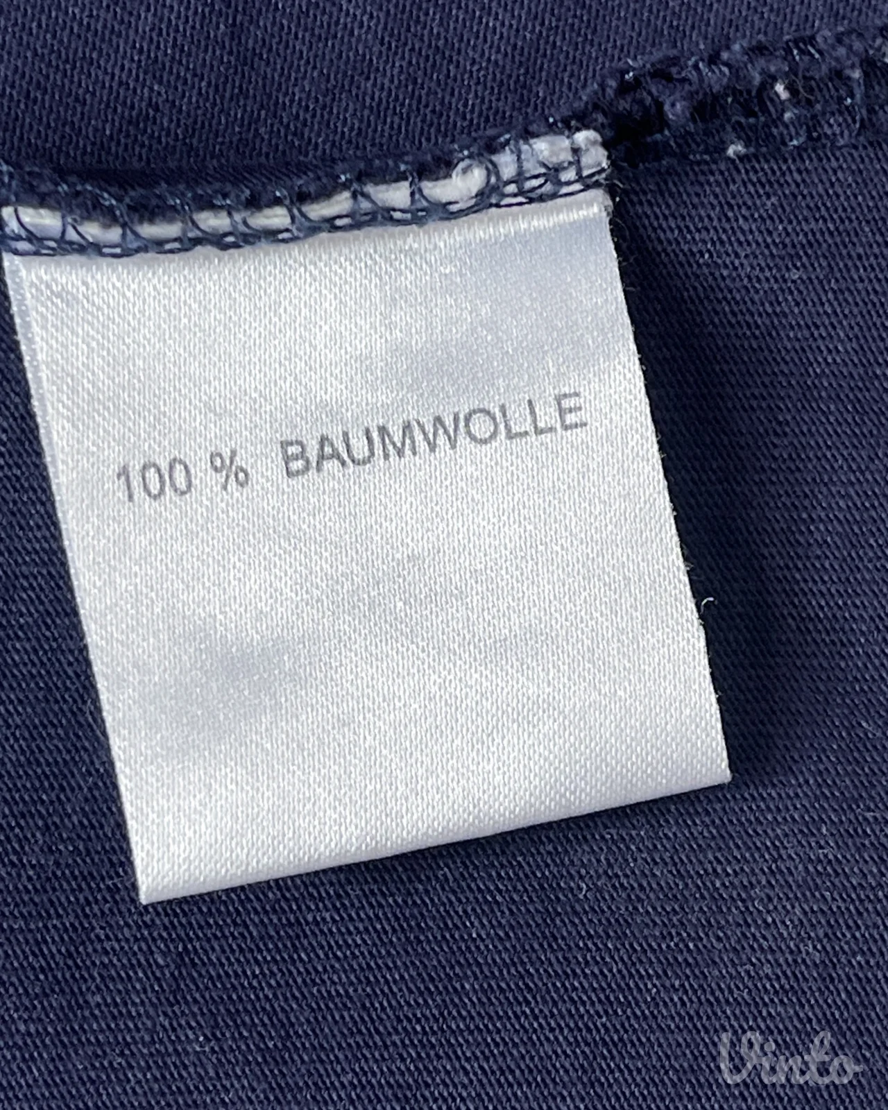 Polo majica u teget boji iz 00-ih