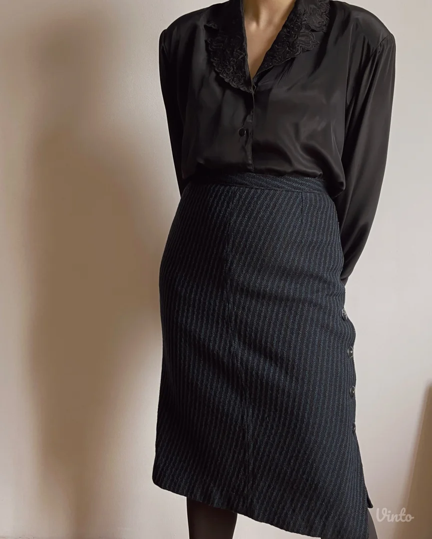 Vintage midi suknja od guste vunene tkanine