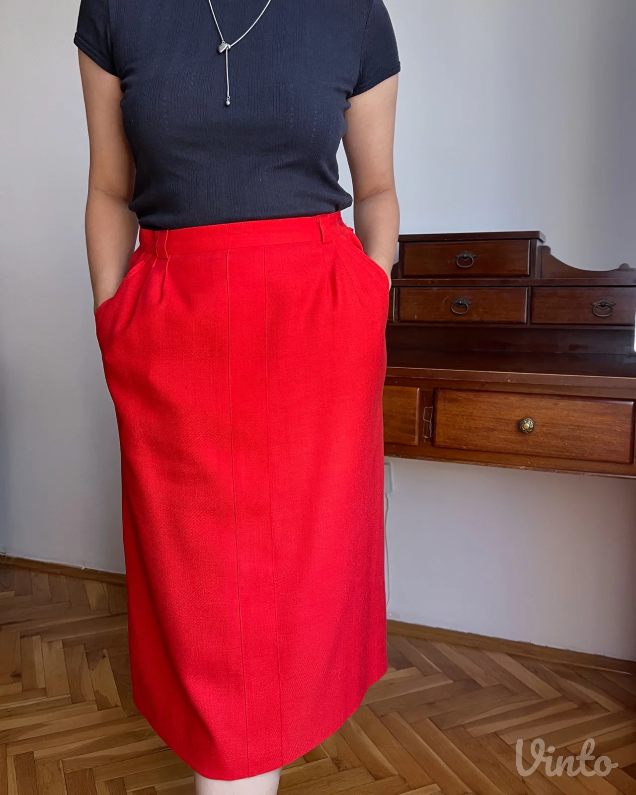 Vintage suknja crvena 80 90 klasična