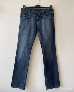 Vintage fakmerke MNG Jeans (Mango) modela Christy iz 2000-ih