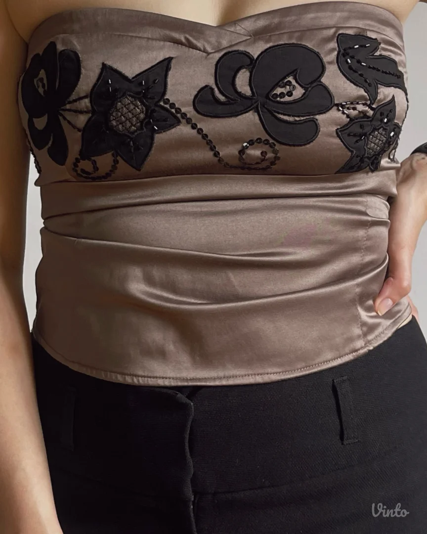 Korset top iz ranih 2000-ih Camaïeu