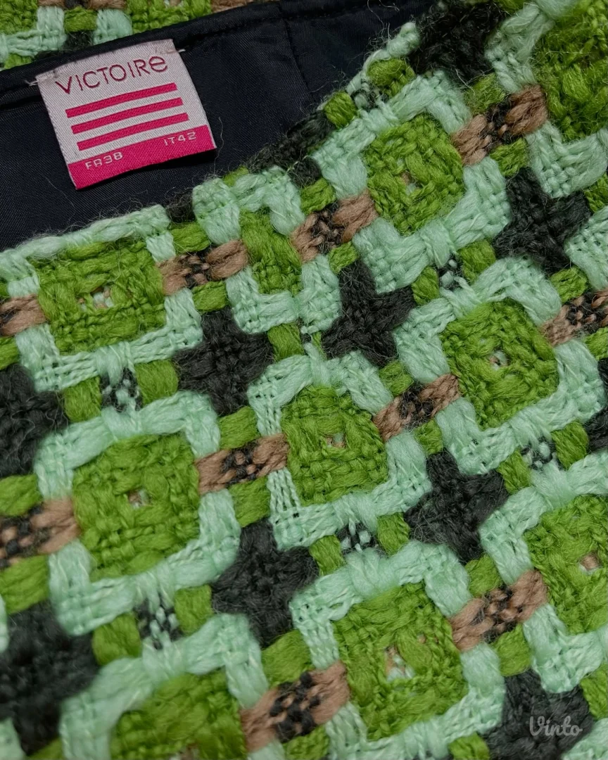 Vintage francuska suknja iz 90-ih i 2000-ih