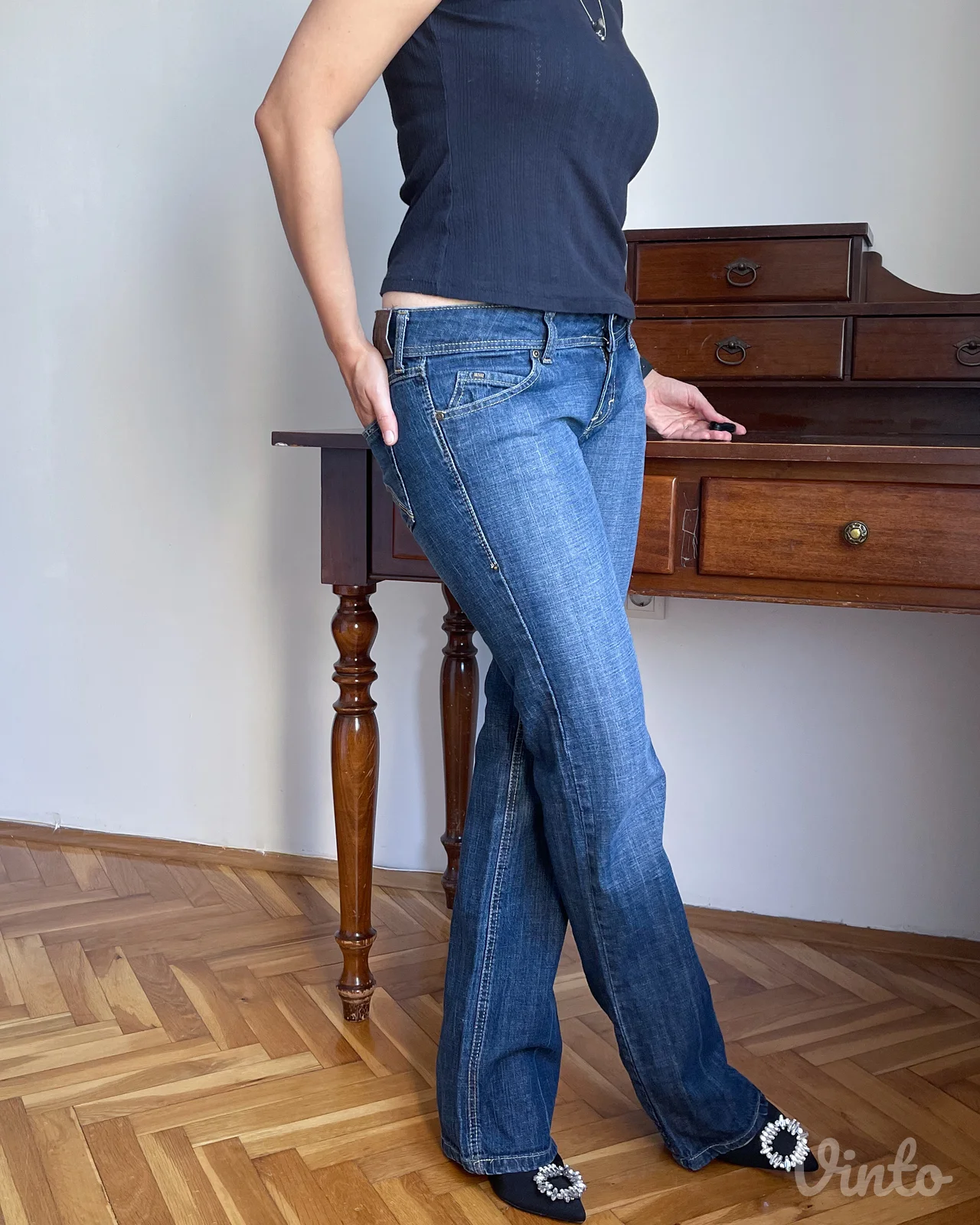 Vintage fakmerke MNG Jeans (Mango) modela Christy iz 2000-ih